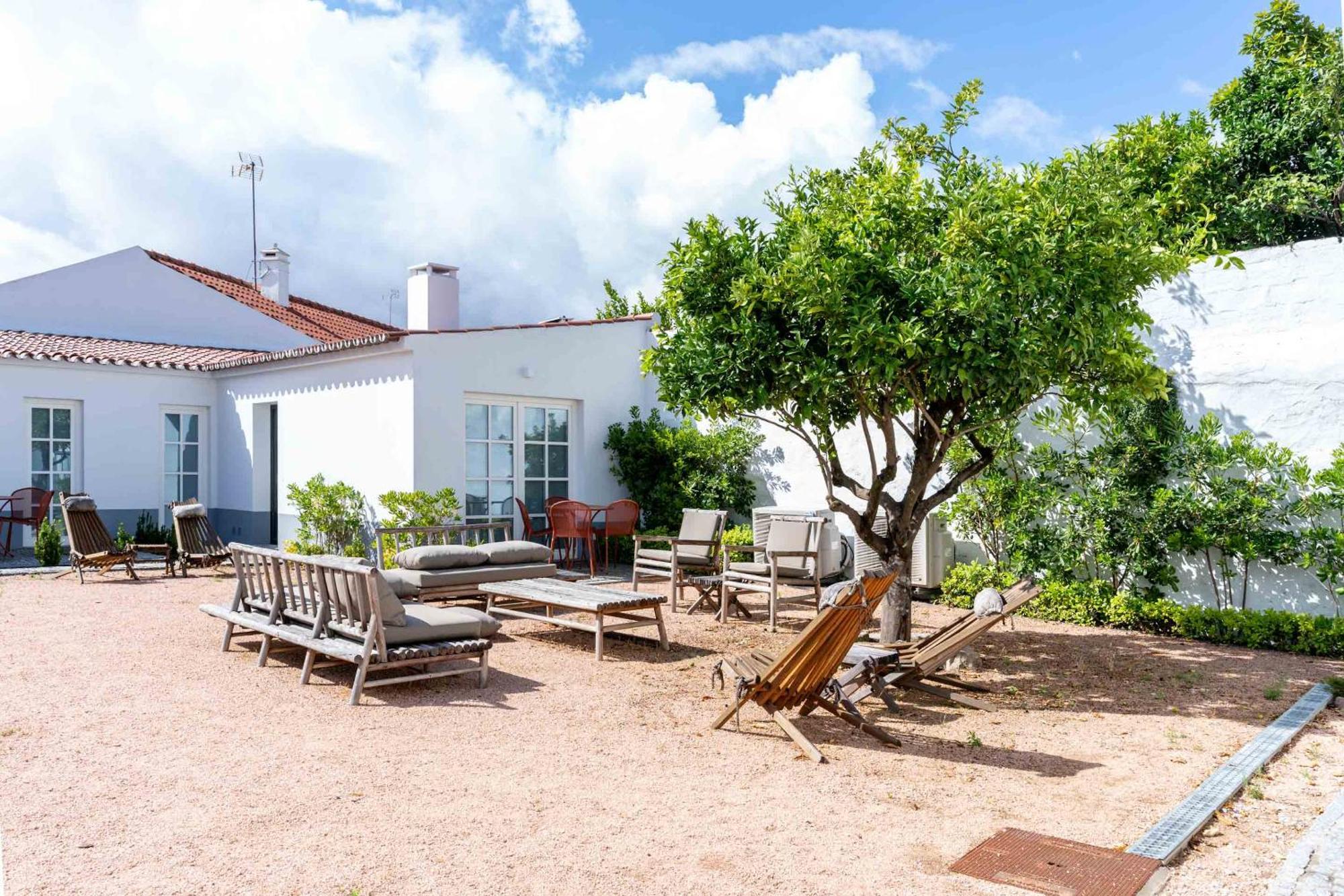 Limehome Evora Rua De Machede 52 Exteriör bild